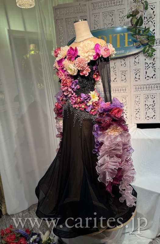 【1月16日までSALE！】SD431・ブラック&カラフルフラワースタン イメージ